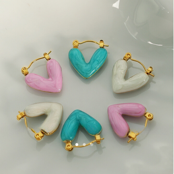 Pendientes Pequeños de Corazón Colorido